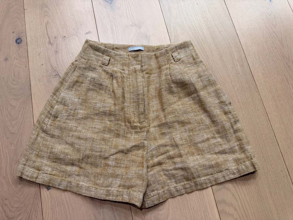 12Storeez Women's High-Waisted Herringbone Linen Shorts